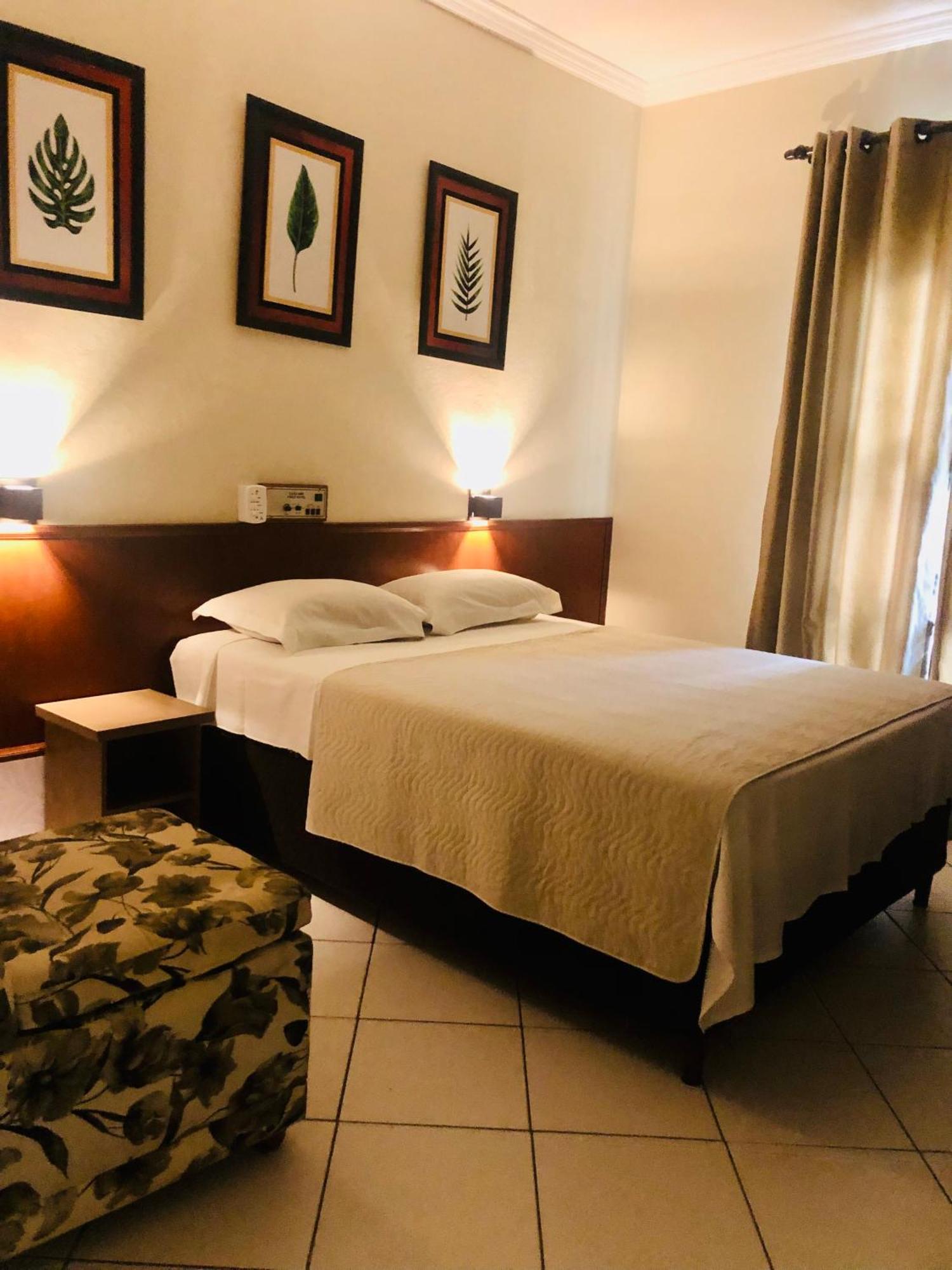 קשאמבו Hotel De Minas מראה חיצוני תמונה